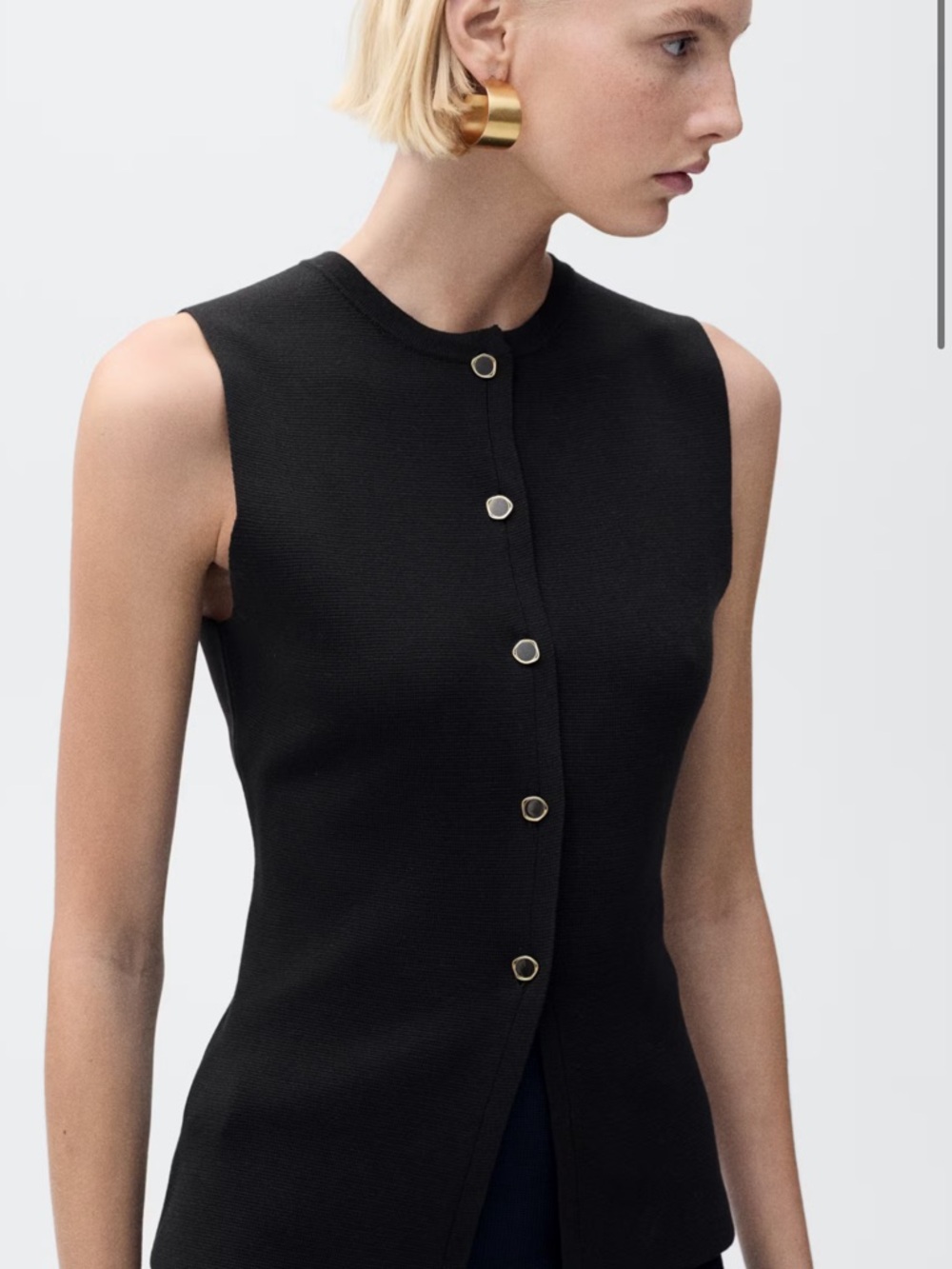 NWT Mango Fine-Knit Vest with Buttons